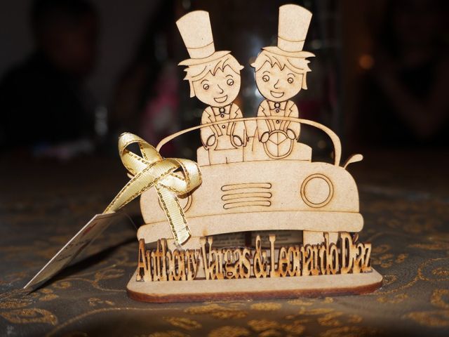 El matrimonio de Leonardo Andrés  y Anthony Daniel en Bogotá, Bogotá DC 32