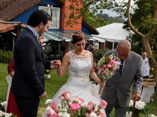 El matrimonio de Santiago y Maria Cristina en Medellín, Antioquia 27