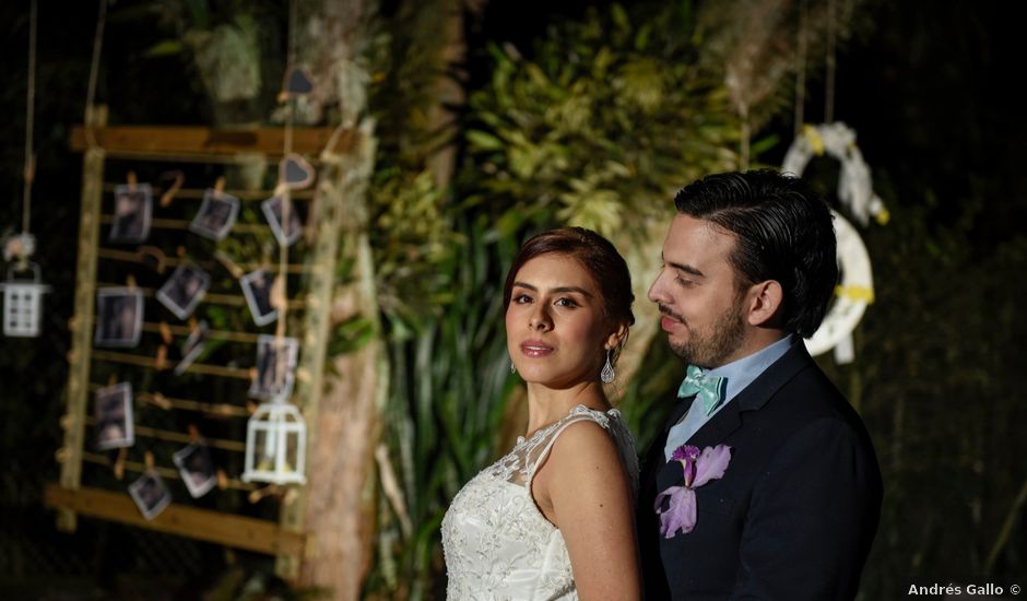 El matrimonio de Santiago y Maria Cristina en Medellín, Antioquia