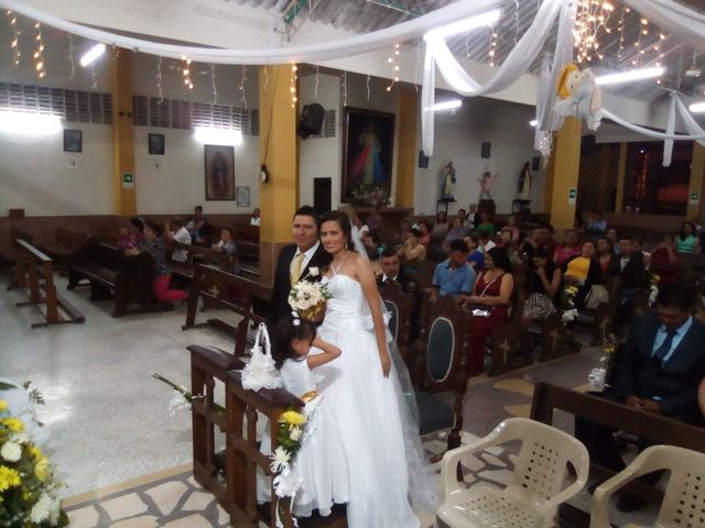 El matrimonio de Luis Alberto  y Aura Rocío en Floridablanca, Santander 25