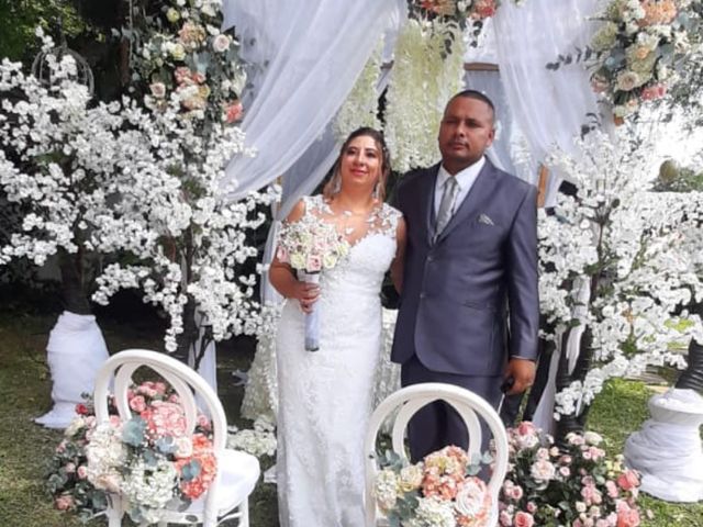 El matrimonio de Jhon Fabio y Lina Marcela  en Cali, Valle del Cauca 1
