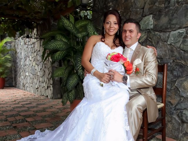 El matrimonio de Adrian y Alejandra en Medellín, Antioquia 30