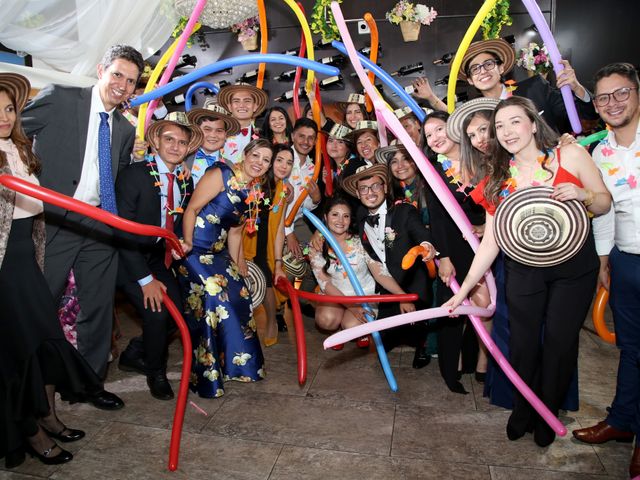 El matrimonio de Mary y Jota en Bogotá, Bogotá DC 24