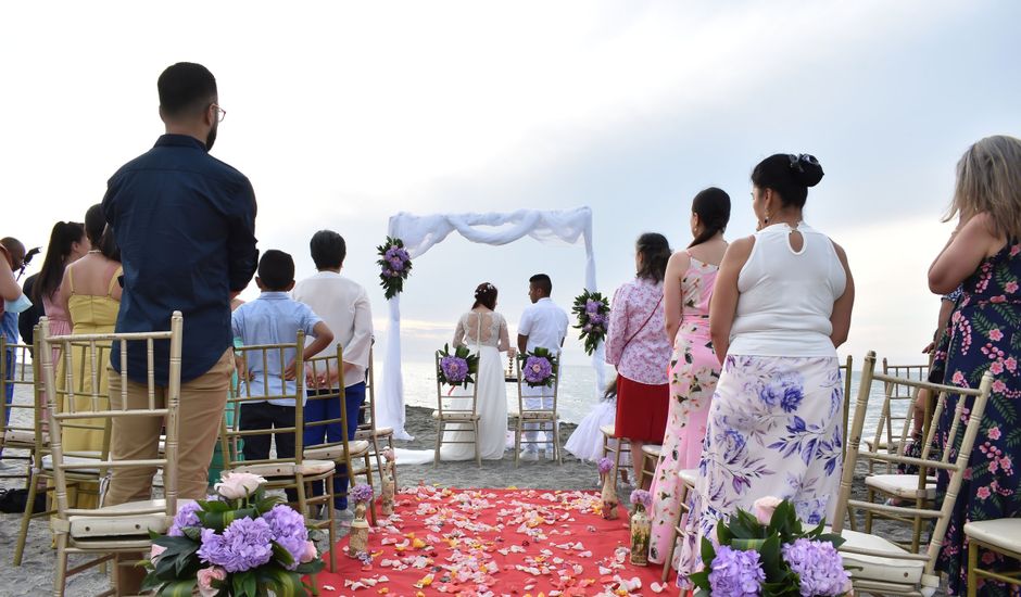 El matrimonio de Linda y David en Santa Marta, Magdalena
