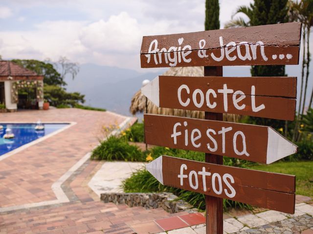El matrimonio de Jeam Carlo y Angelica en Medellín, Antioquia 14