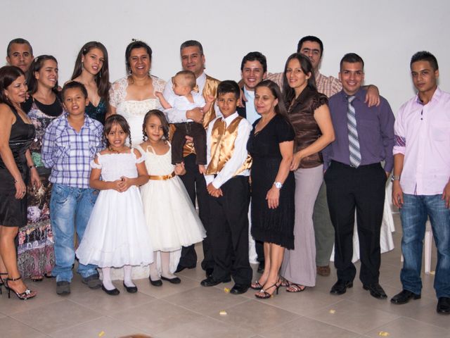 El matrimonio de Javier y Claudia en Medellín, Antioquia 20