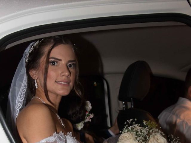 El matrimonio de William y Daniela en Medellín, Antioquia 17