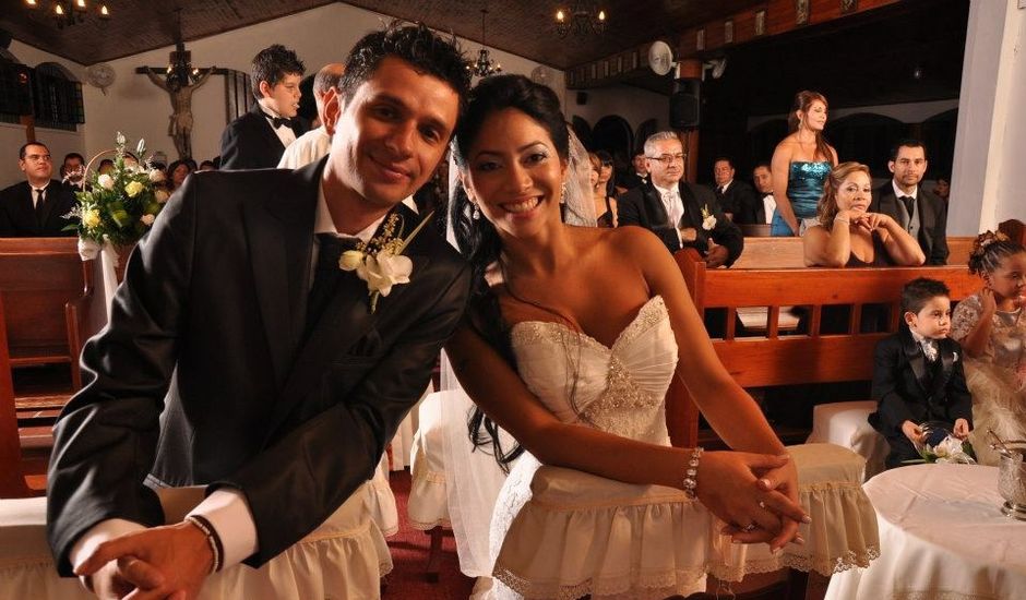 El matrimonio de Jorge Iván y Yaneth Cristina en Medellín, Antioquia