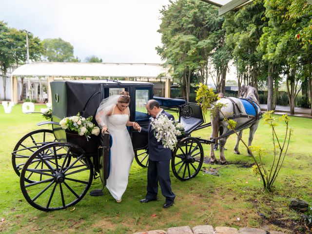 El matrimonio de Adriana y Jesús en El Rosal, Cundinamarca 18