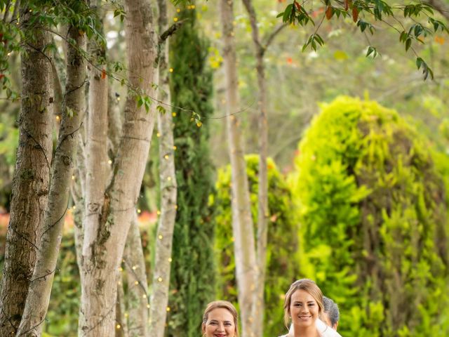 El matrimonio de Aleja y Diego en El Rosal, Cundinamarca 38