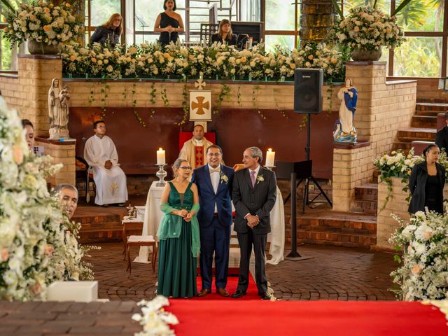 El matrimonio de Aleja y Diego en El Rosal, Cundinamarca 40