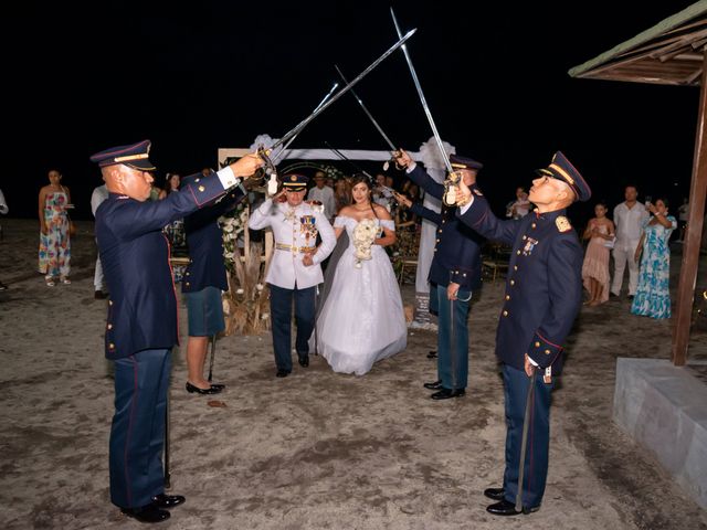 El matrimonio de Fabián y Laura en Santa Marta, Magdalena 14