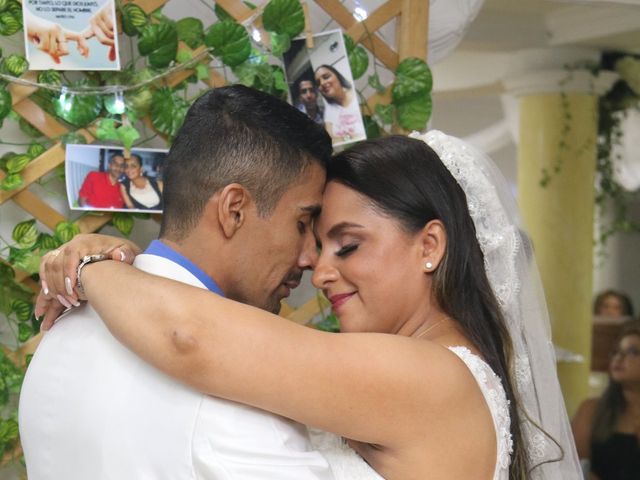 El matrimonio de maría Isabel y Víctor en Medellín, Antioquia 14