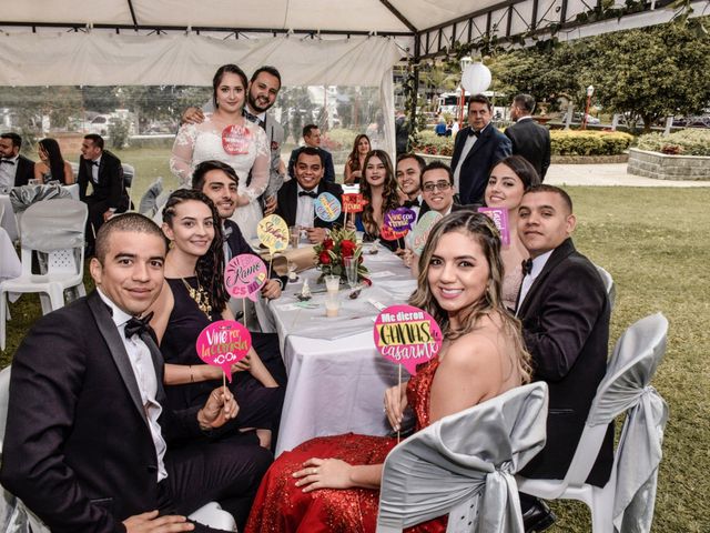El matrimonio de Robinson y Catalina en Rionegro, Antioquia 30