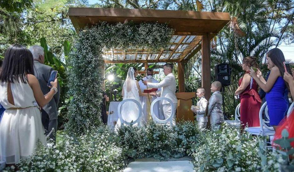 El matrimonio de Daynover y Camila en Cali, Valle del Cauca