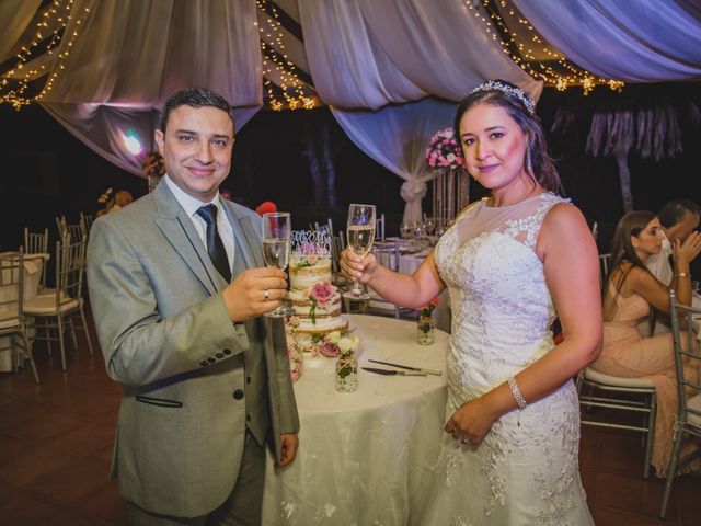 El matrimonio de Carlos y Monica en Pereira, Risaralda 15