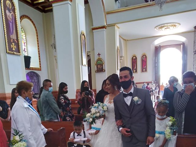 El matrimonio de Juan Guillermo  y Sylvia Alejandra  en Santa Rosa de Osos, Antioquia 6
