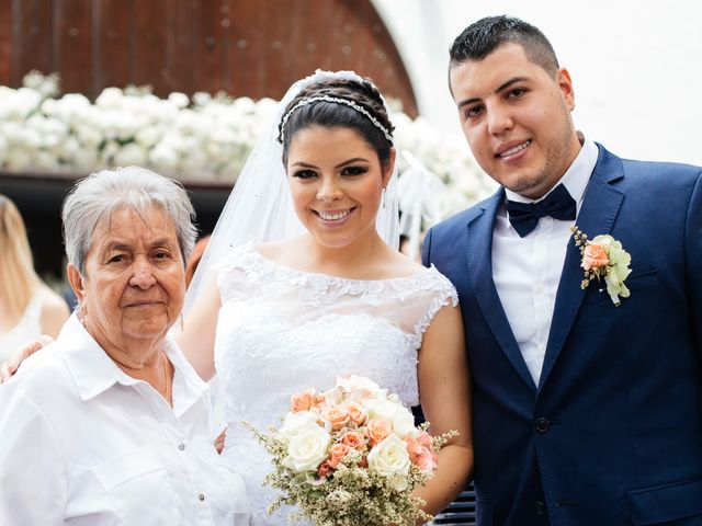 El matrimonio de Juan Diego y Laura en Medellín, Antioquia 20