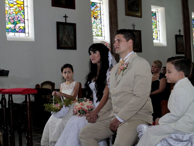 El matrimonio de Carlos y Valentina en Rionegro, Antioquia 16