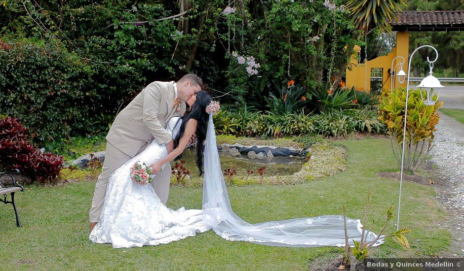 El matrimonio de Carlos y Valentina en Rionegro, Antioquia