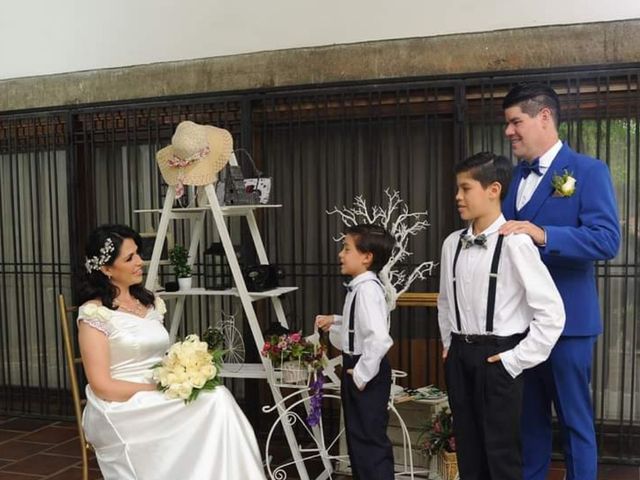 El matrimonio de Carlos  y Lena  en Cali, Valle del Cauca 5
