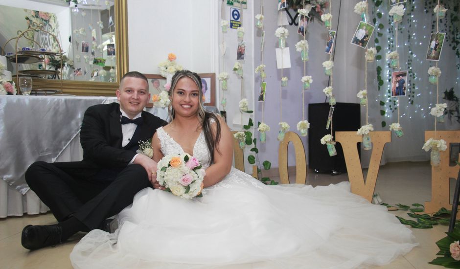 El matrimonio de Luis Felipe y Catalina en Envigado, Antioquia