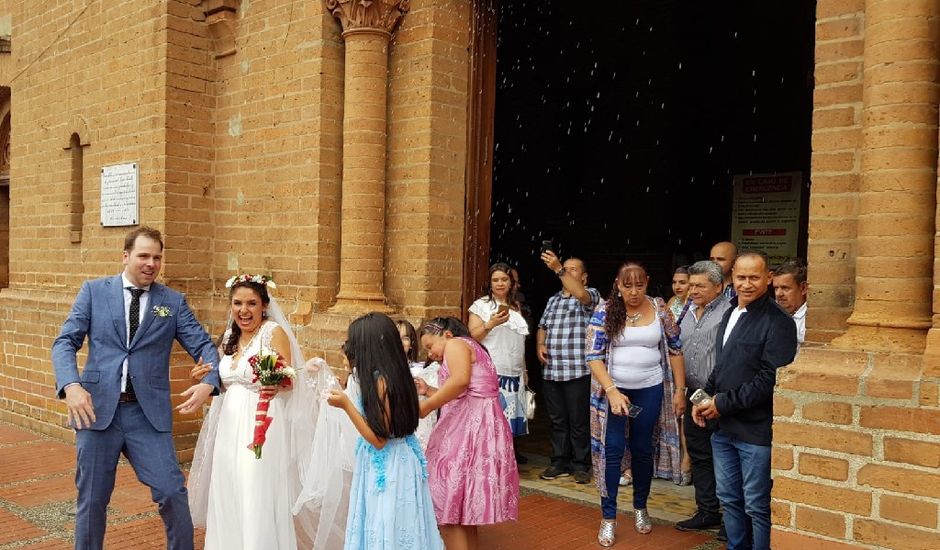 El matrimonio de Andy y Evelyn en Girardota, Antioquia