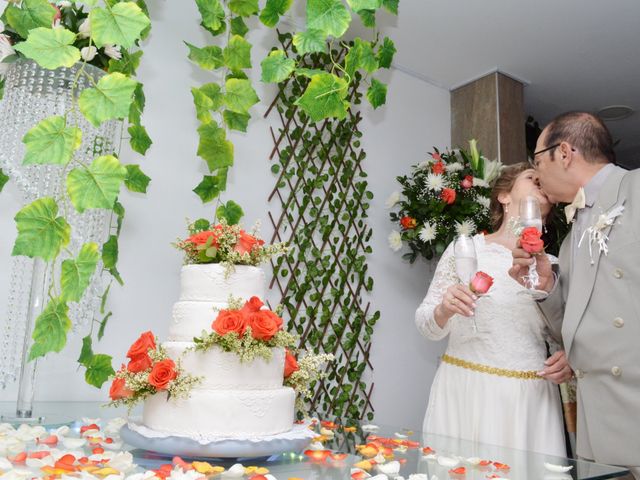 El matrimonio de Jaime y Amparo en Medellín, Antioquia 13