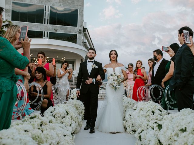 El matrimonio de Carlos y Lina en Floridablanca, Santander 12