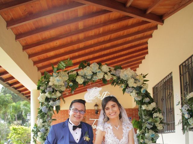 El matrimonio de Sergii y Anny en Floridablanca, Santander 2