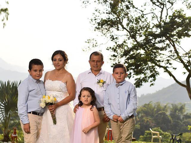 El matrimonio de Olimpo y Rosa en Nocaima, Cundinamarca 4