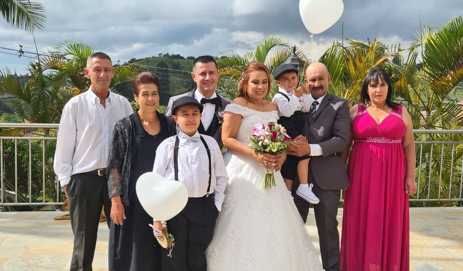 El matrimonio de Alexis  y Erika  en El Santuario, Antioquia