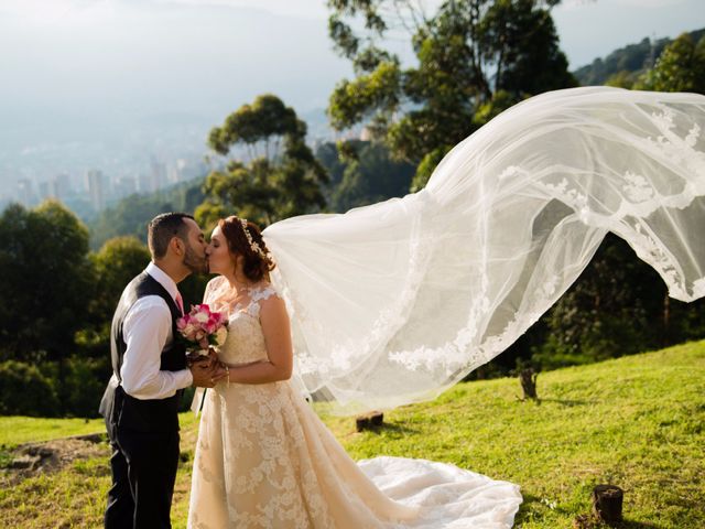 El matrimonio de Julio y Tatiana en Medellín, Antioquia 15