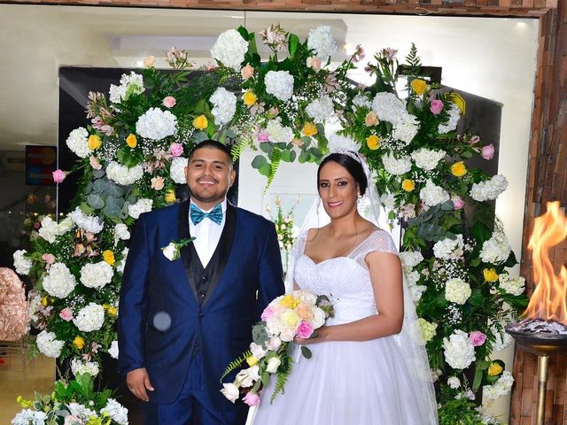 El matrimonio de Miguel  y Juliana en Medellín, Antioquia 8