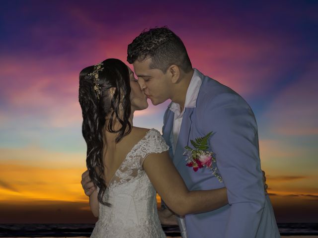 El matrimonio de Guillermo y Liseth en Coveñas, Sucre 13