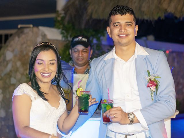 El matrimonio de Guillermo y Liseth en Coveñas, Sucre 15