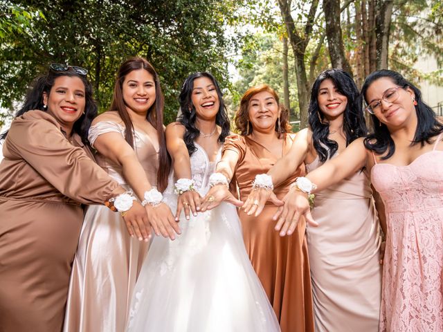 El matrimonio de Julio César  y Sara Acuña en Bogotá, Bogotá DC 4