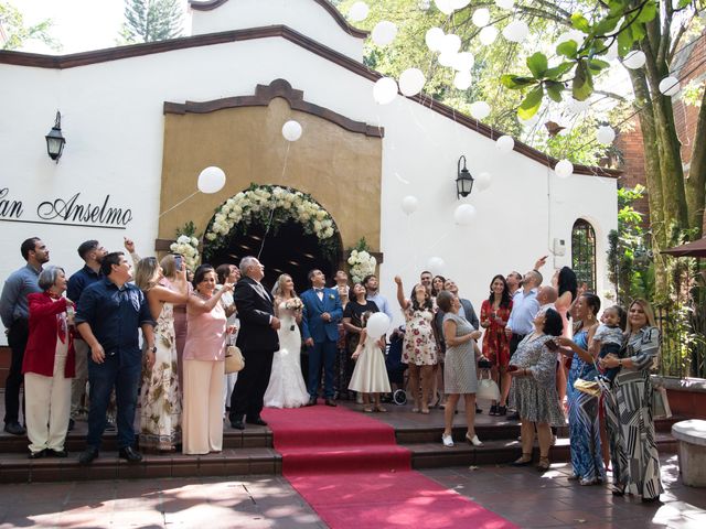 El matrimonio de Juan Esteban y Luisa en Medellín, Antioquia 29