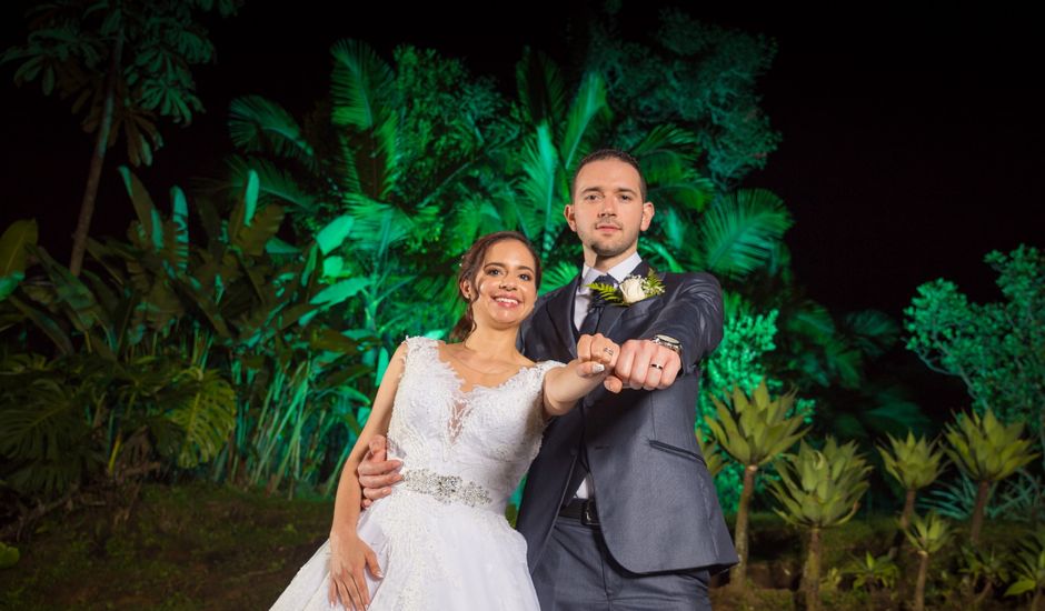 El matrimonio de Victor y Elizabeth en Sabaneta, Antioquia