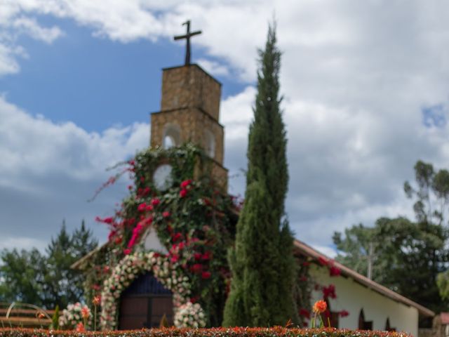 El matrimonio de Andrés Castillo y Laura Miranda en El Rosal, Cundinamarca 3