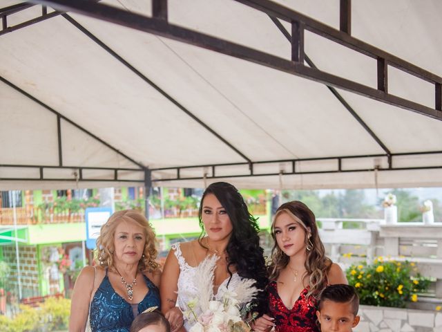 El matrimonio de Camilo y Karina en Medellín, Antioquia 12