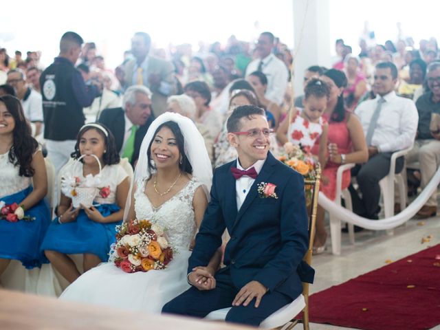 El matrimonio de Carlos Navarro y Yeniffer Mercado  en Palmira, Valle del Cauca 4