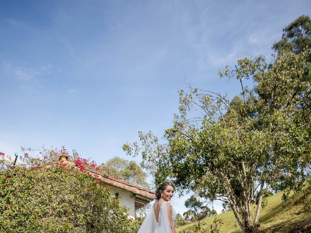El matrimonio de Camilo y Johana en Medellín, Antioquia 17