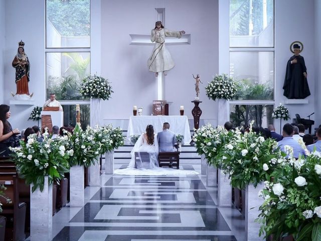 El matrimonio de Jhon Freddy  y Laura Cristina  en Medellín, Antioquia 1