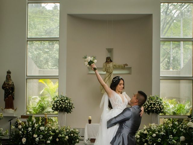 El matrimonio de Jhon Freddy  y Laura Cristina  en Medellín, Antioquia 6