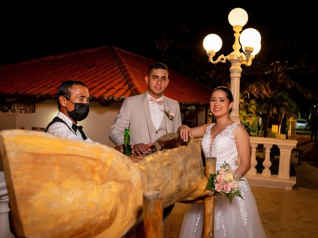 El matrimonio de Jhon Jairo  y Aura Carolina  en Puerto Colombia, Atlántico 26