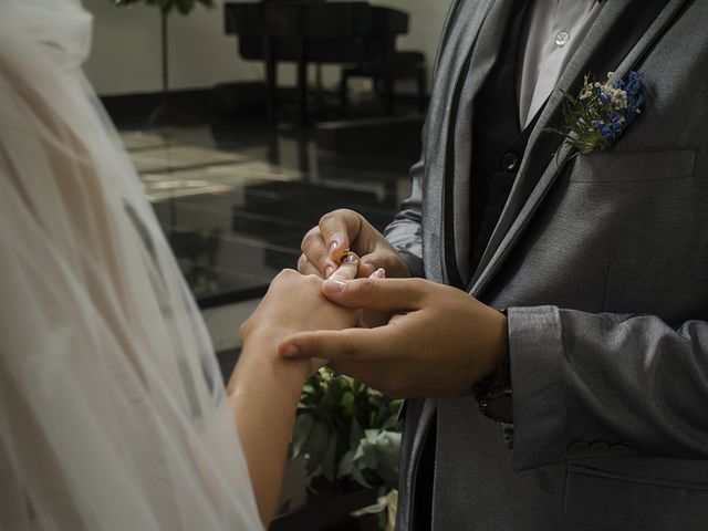 El matrimonio de Jhon y Laura en Medellín, Antioquia 15