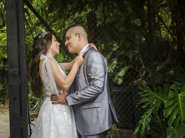 El matrimonio de Jhon y Laura en Medellín, Antioquia 35