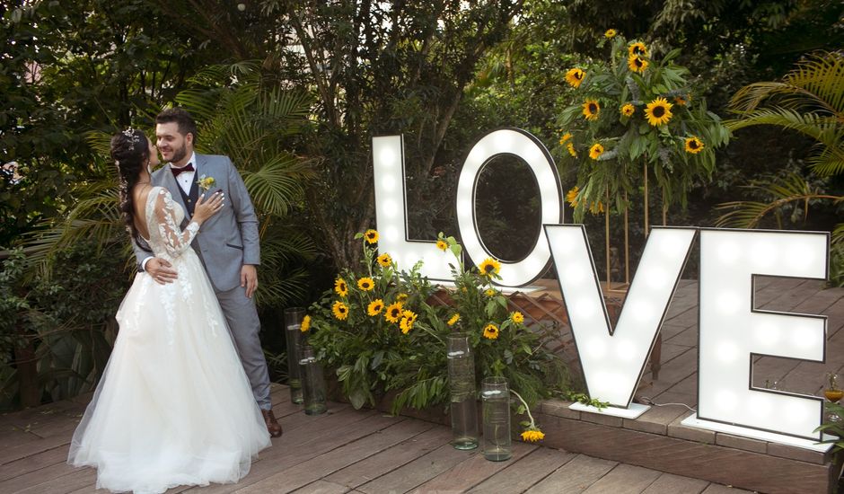 El matrimonio de Santiago y Yuliana en Medellín, Antioquia