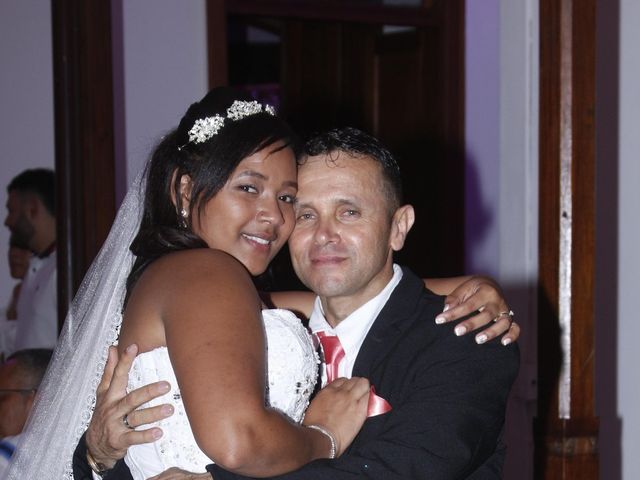 El matrimonio de Luis  y Juliana  en Medellín, Antioquia 9